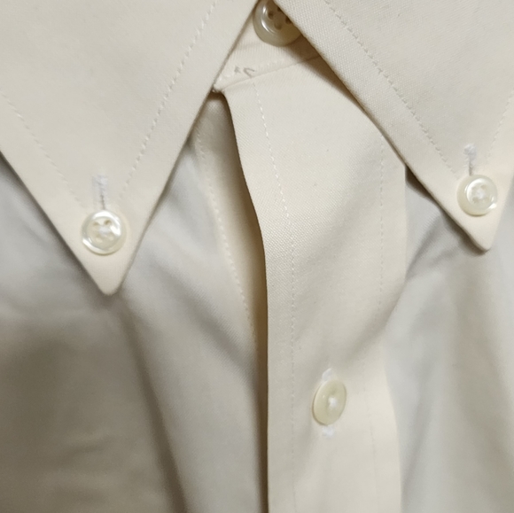 Brooks Brothers Men's Size 16-33 Cream Long Sleeve Button Down Non-Iron Shirt - Picture 3 of 9